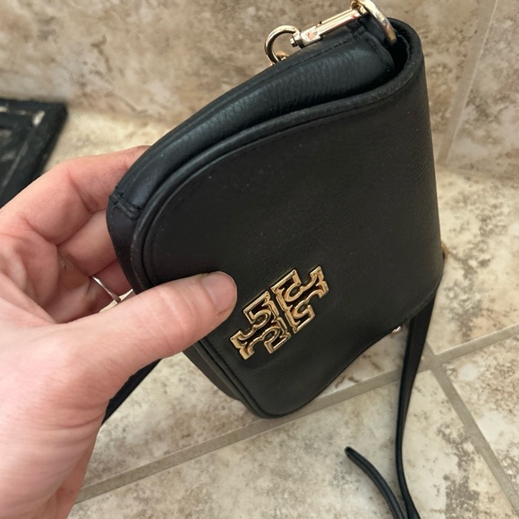 Tory Burch Black mini Britten Leather Crossbody Bag - Picture 4 of 9